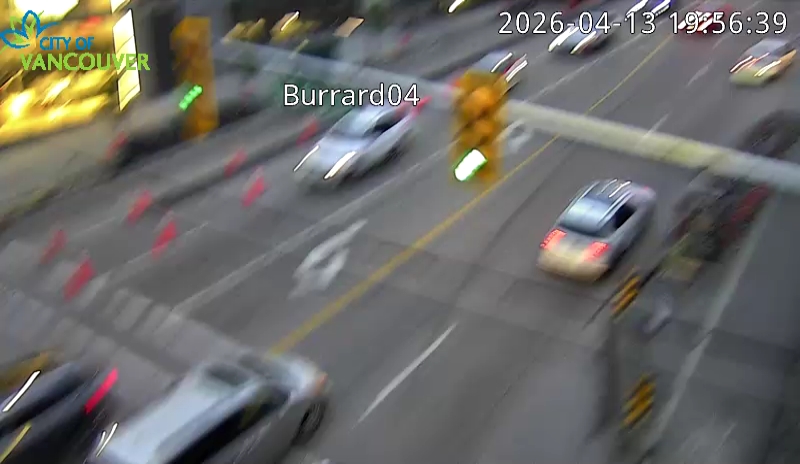 Burrard St & W 4th Ave - South