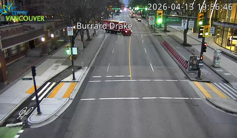Burrard St & Drake St - N