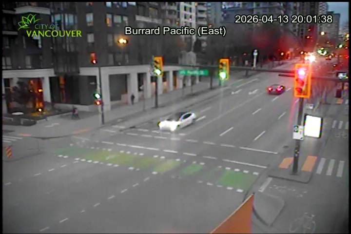 Burrard St & Pacific Ave - N