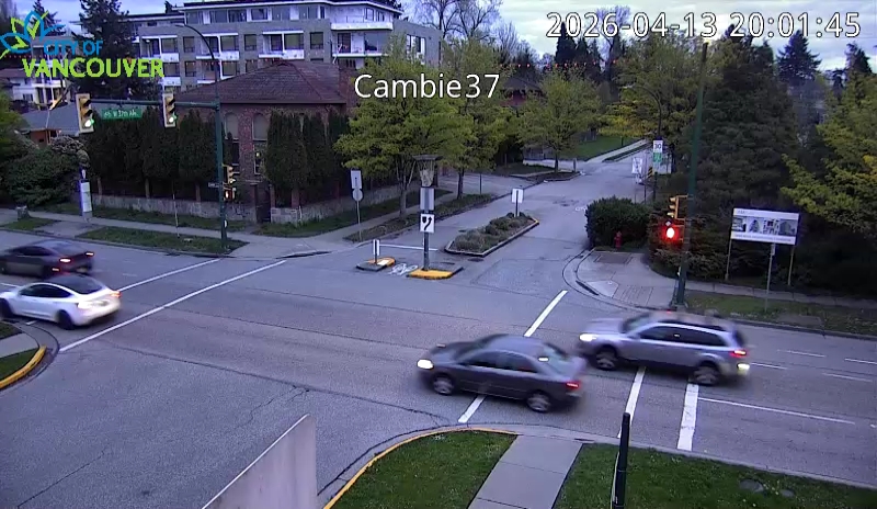 Cambie St & W 37th Ave - E