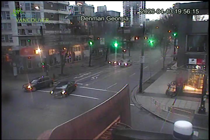 W Georgia St & Denman St - South