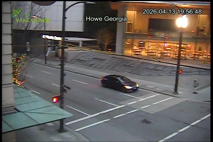 Howe St & E Georgia St - North