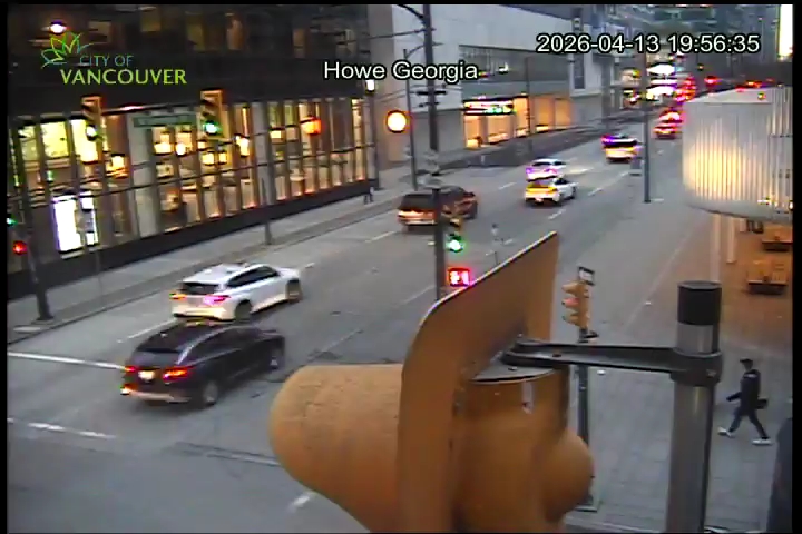 Howe St & E Georgia St - South