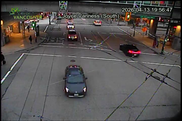 Joyce St & Vanness Ave - N