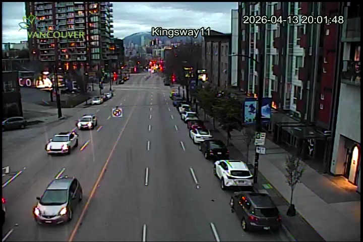 Kingsway & E 11th Ave - N