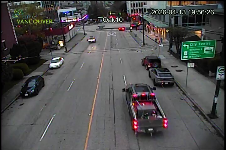 Oak St & W. 10th Ave - North