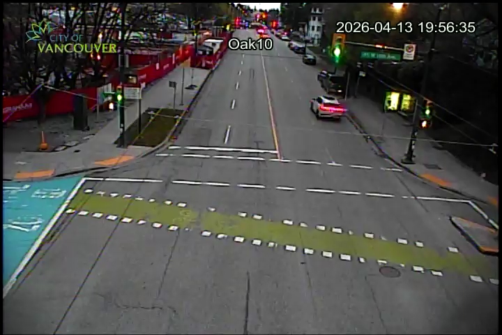 Oak St & W. 10th Ave - South