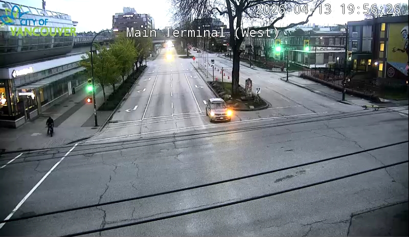 Main St & Terminal Ave - East