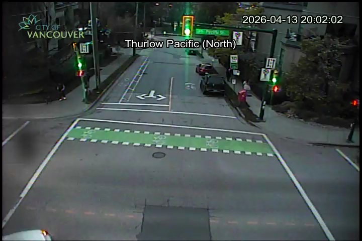 Thurlow St & Pacific St - S